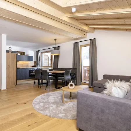 Apartmán Penthouse Small 18 By Interhome